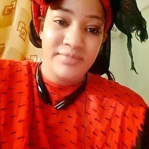 Meet your Posher, Halima